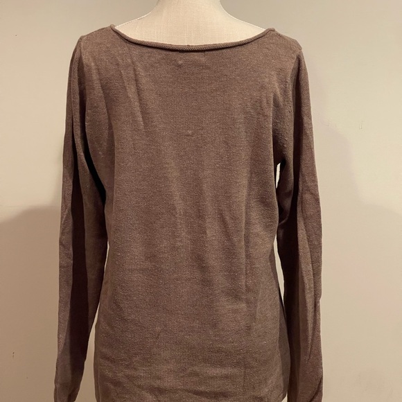 Old Navy - Long Sleeve Sweater - Picture 2 of 5